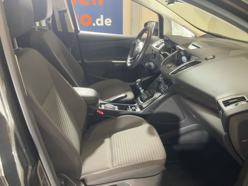 Ford Grand C-Max 1.0 EcoBoost Titanium 2018 – снимка 16