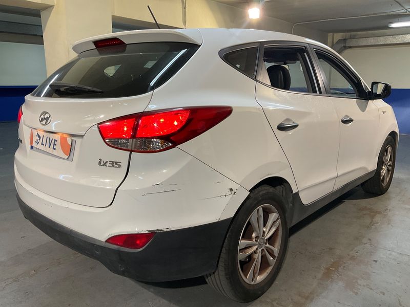 Hyundai ix35 1.6 Classic 2WD 2011 – снимка 2