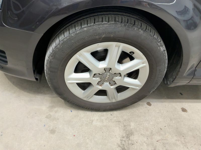 Audi A3 Sportback 1.4 TFSI Ambiente 2009 – снимка 3