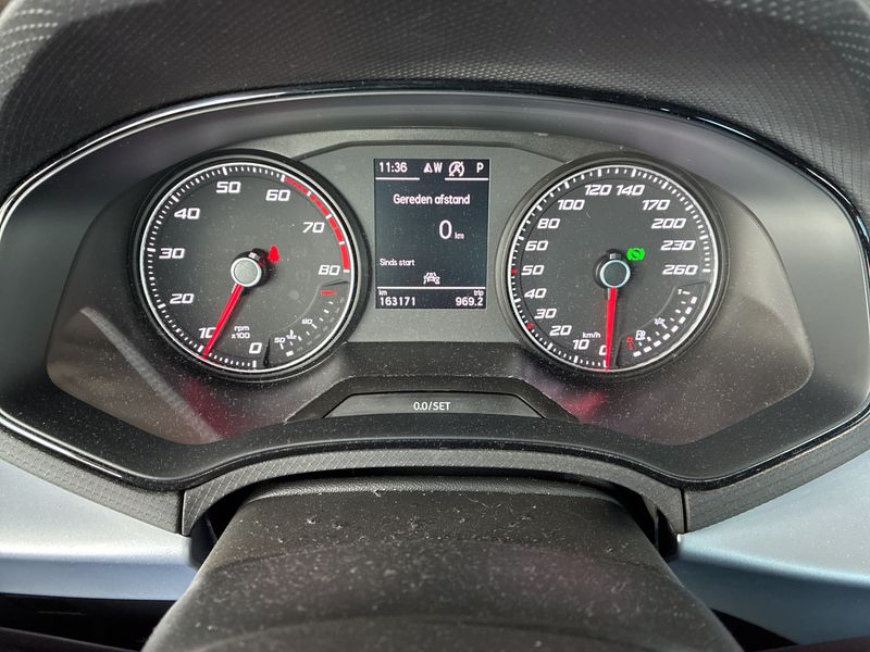 Seat Arona 1.5 TSI ACT FR 2021 – снимка 12