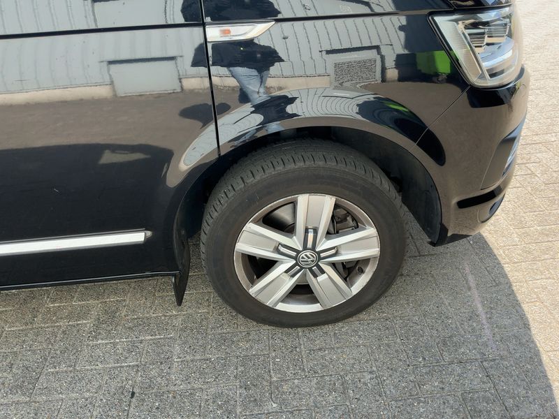 Volkswagen T6 Caravelle 2.0 TDI Highline lang 4Motion 2019 – снимка 11