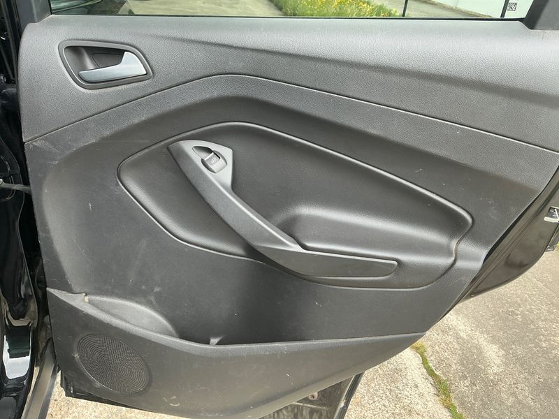 Ford Kuga 2.0 TDCi Titanium 2014 – снимка 32