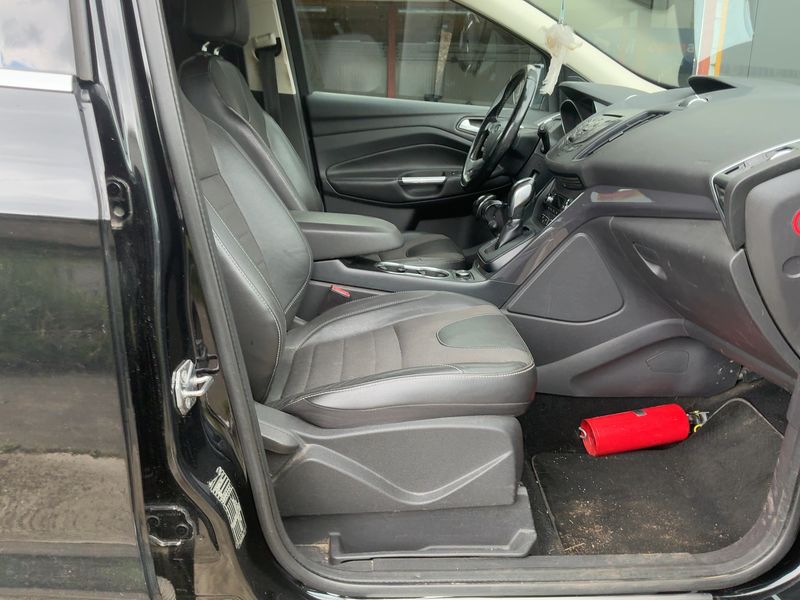 Ford Kuga 2.0 TDCi Titanium 2014 – снимка 17
