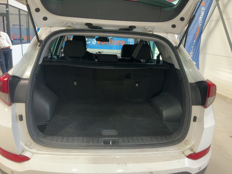 Hyundai Tucson 1.7 CRDi Business 2WD 2017 – снимка 15