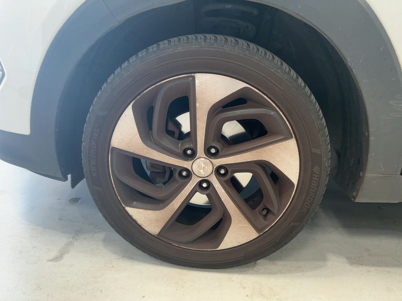 Hyundai Tucson 1.7 CRDi Business 2WD 2017 – снимка 3