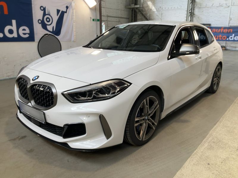 BMW 1er M135i xDrive 2022 – снимка 1