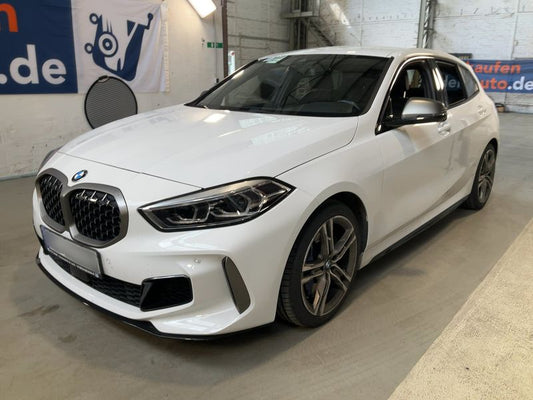 BMW 1er M135i xDrive 2022 – снимка 1