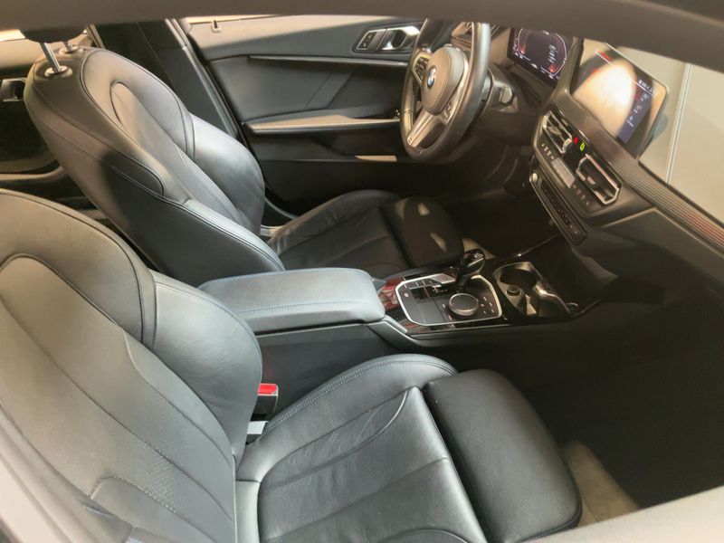 BMW 1er M135i xDrive 2022 – снимка 16