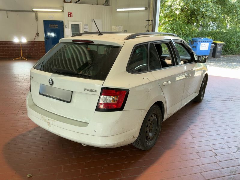 Skoda Fabia 1.2 TSI Drive 2017 – снимка 8
