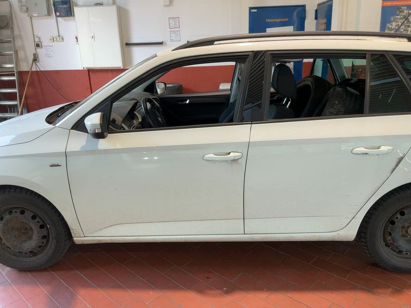 Skoda Fabia 1.2 TSI Drive 2017 – снимка 4