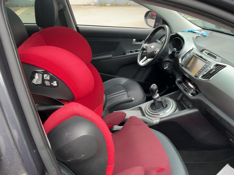 Kia Sportage 1.7 CRDi Dream Team 2WD 2015 – снимка 17
