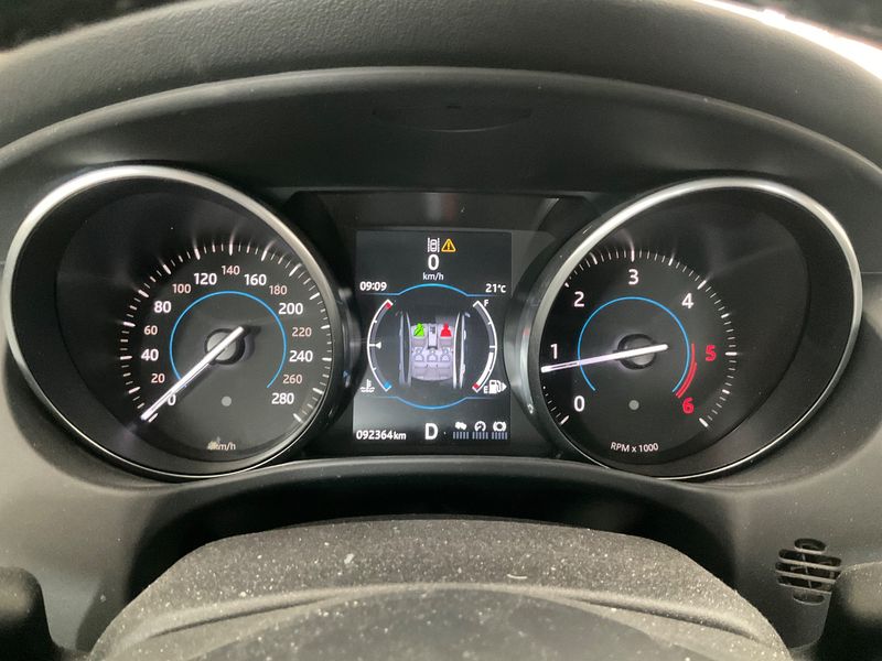 Jaguar XE 20d Prestige AWD 2018 – снимка 18