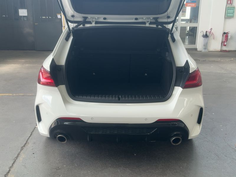 BMW 1er M135i xDrive 2019 – снимка 15