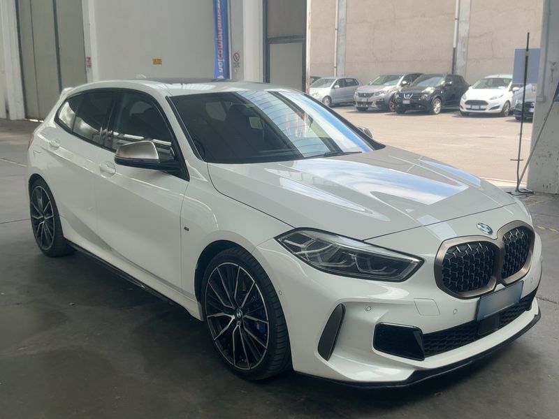 BMW 1er M135i xDrive 2019 – снимка 12