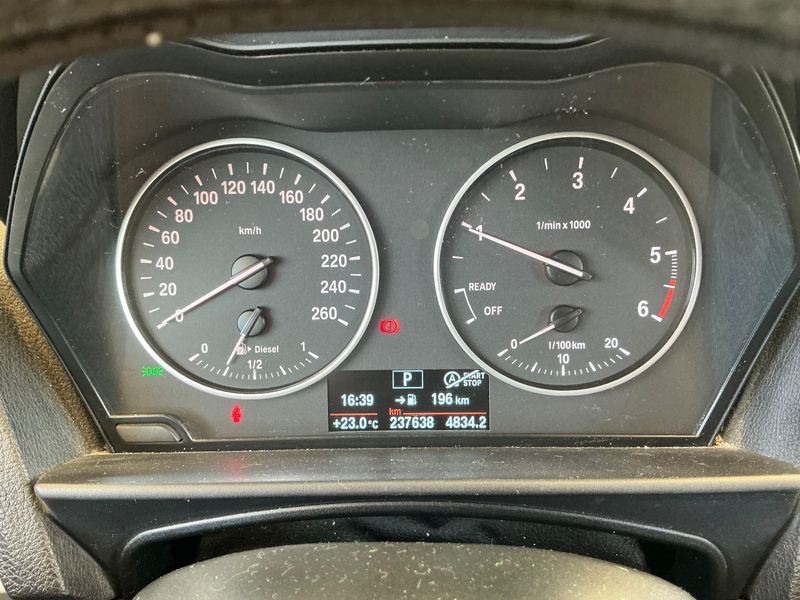 BMW 1er 116d Advantage 2016 – снимка 18