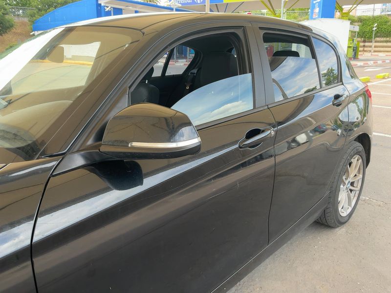 BMW 1er 116d Advantage 2016 – снимка 2