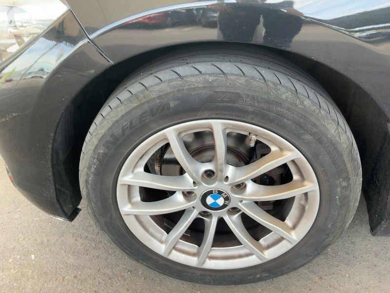 BMW 1er 116d Advantage 2016 – снимка 3