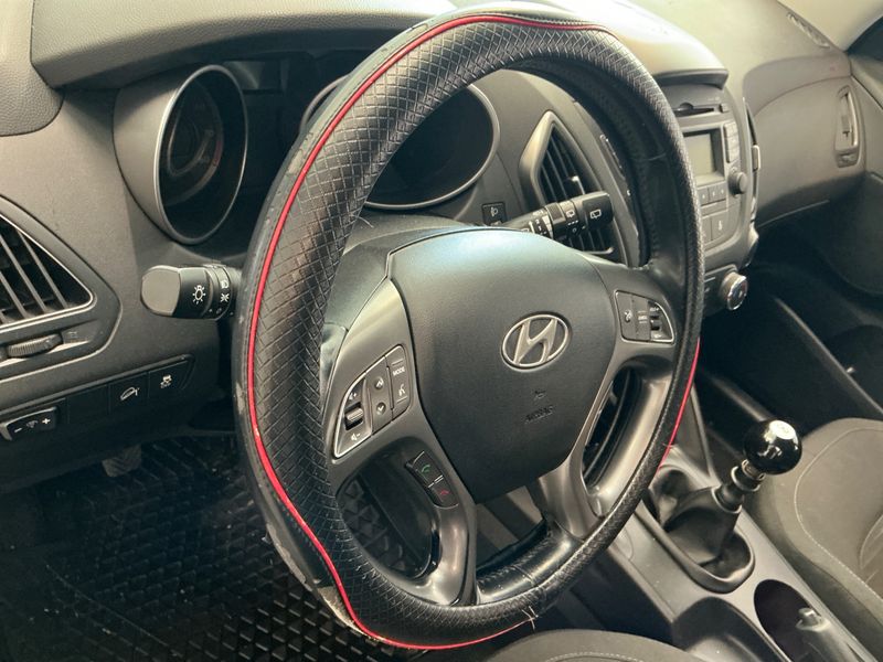 Hyundai ix35 1.6 Classic 2WD 2015 – снимка 54