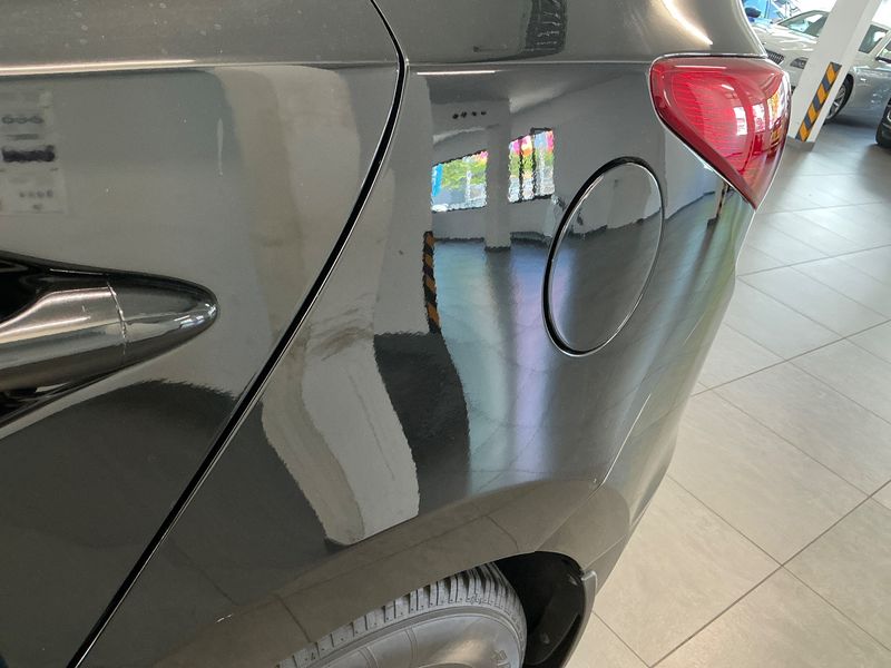 Hyundai ix35 1.6 Classic 2WD 2015 – снимка 35