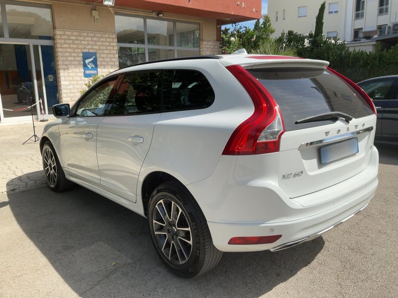 Volvo XC60 2.0 D4 Kinetic 2WD 2014 – снимка 6