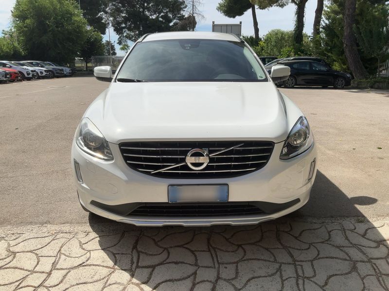 Volvo XC60 2.0 D4 Kinetic 2WD 2014 – снимка 14