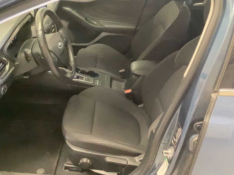Ford Focus 2.0 TDCi EcoBlue Titanium 2020 – снимка 16
