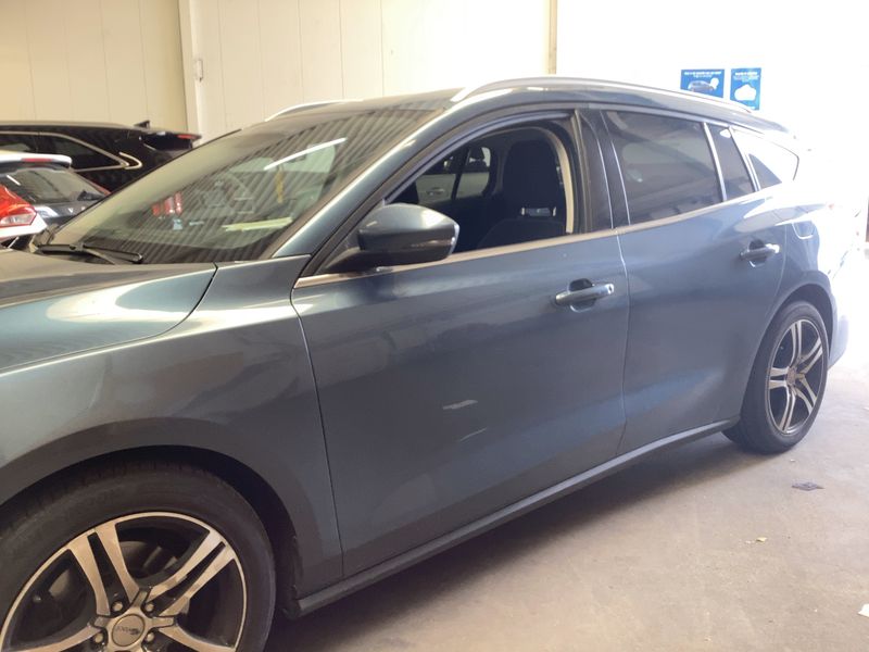 Ford Focus 2.0 TDCi EcoBlue Titanium 2020 – снимка 4