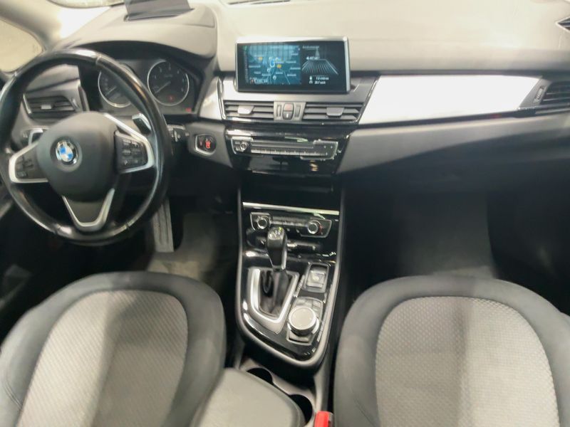 BMW 2er 218d Active Tourer Basis 2015 – снимка 18