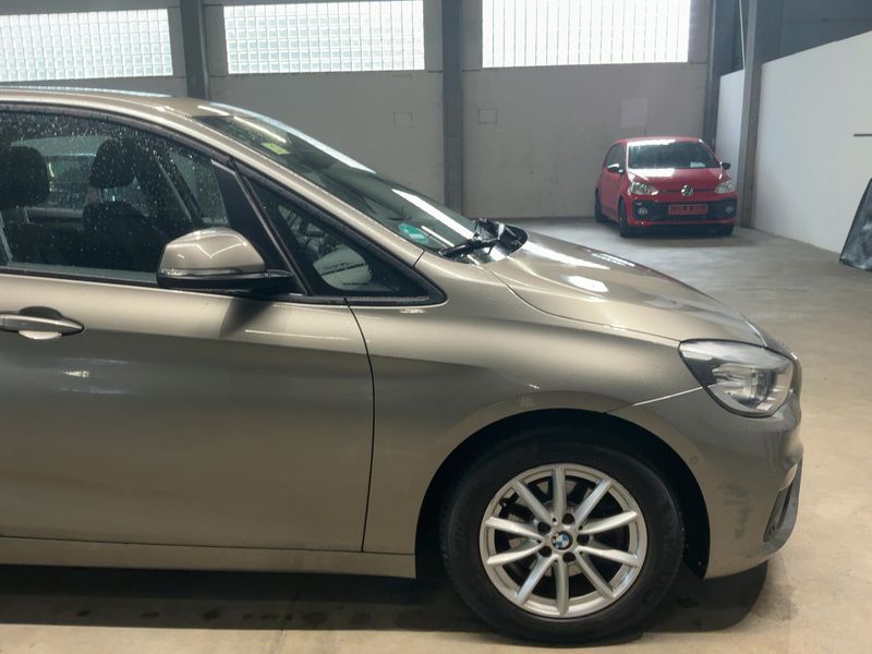 BMW 2er 218d Active Tourer Basis 2015 – снимка 12