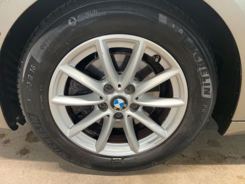 BMW 2er 218d Active Tourer Basis 2015 – снимка 3