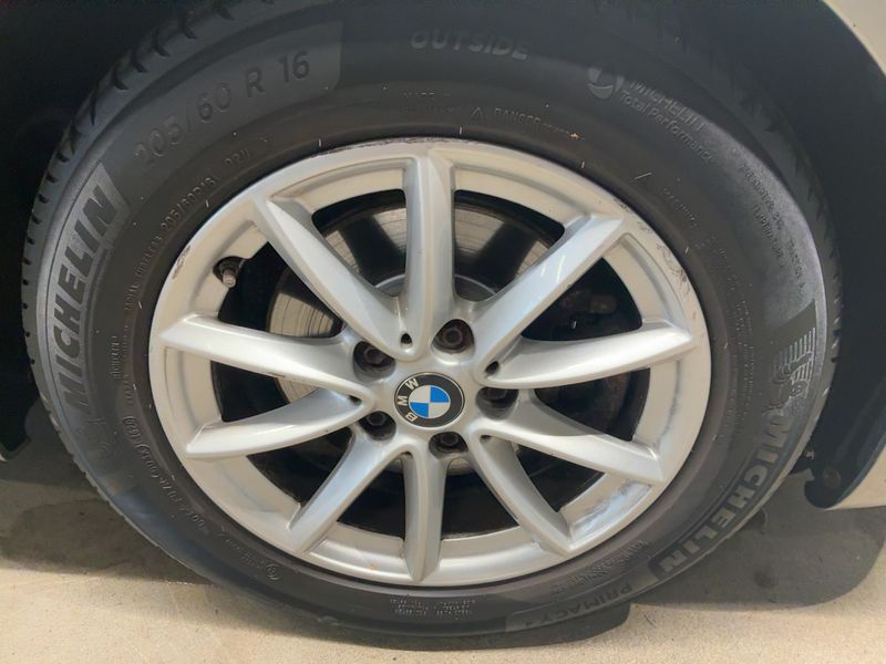 BMW 2er 218d Active Tourer Basis 2015 – снимка 11