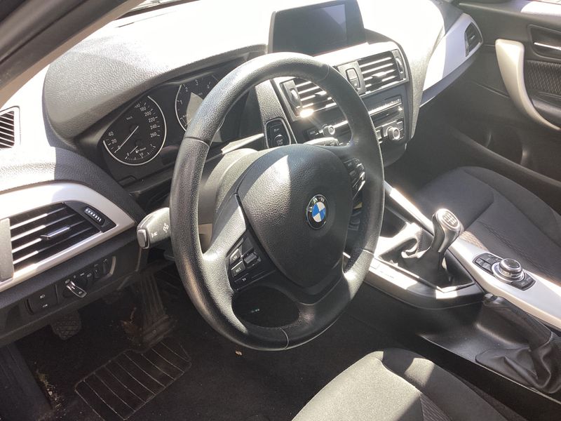 BMW 1er 116d EfficientDynamics Edition 2015 – снимка на щета 38