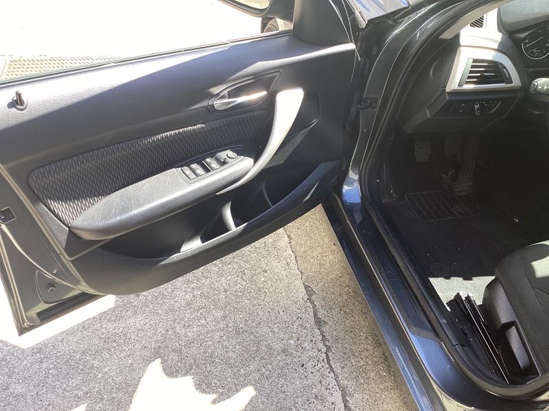 BMW 1er 116d EfficientDynamics Edition 2015 – снимка на щета 36