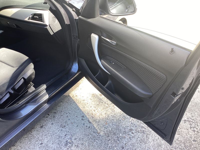 BMW 1er 116d EfficientDynamics Edition 2015 – снимка на щета 33