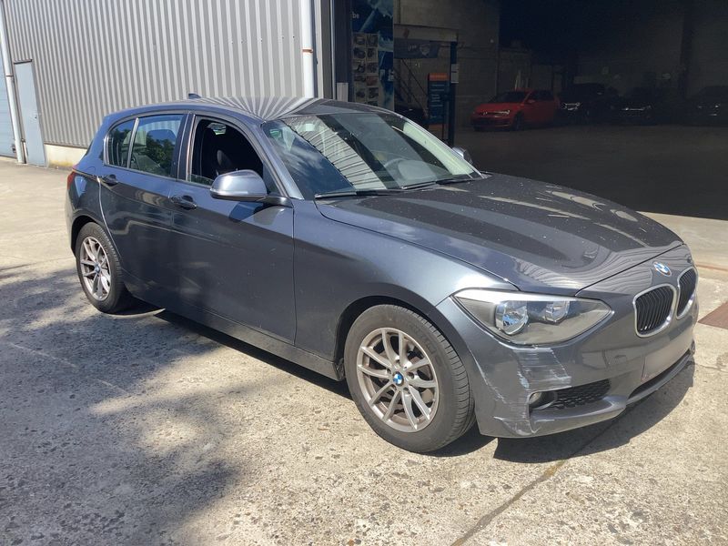 BMW 1er 116d EfficientDynamics Edition 2015 – снимка 12