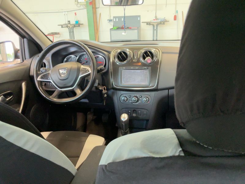 Dacia Sandero 1.0 SCe Comfort 2018 – снимка 17