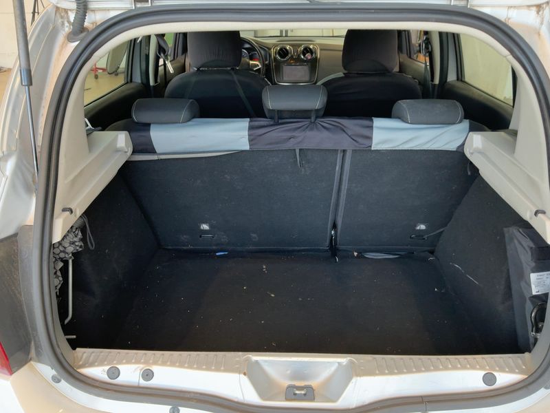 Dacia Sandero 1.0 SCe Comfort 2018 – снимка 15