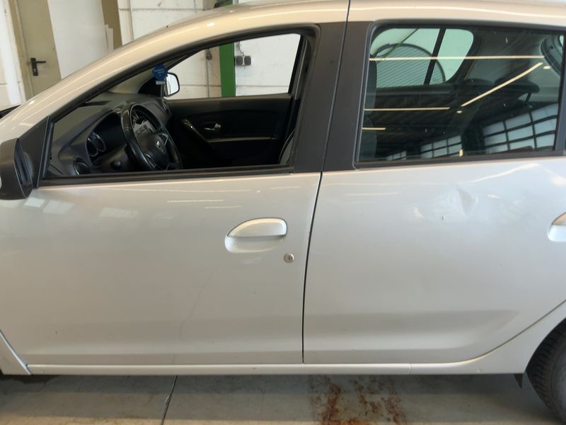 Dacia Sandero 1.0 SCe Comfort 2018 – снимка 4