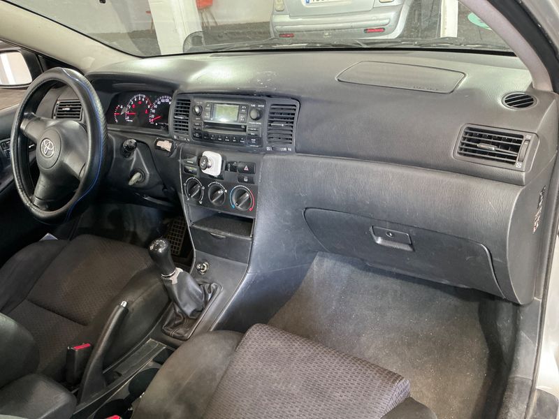 Toyota Corolla 1.4 Compact 2007 – снимка 3