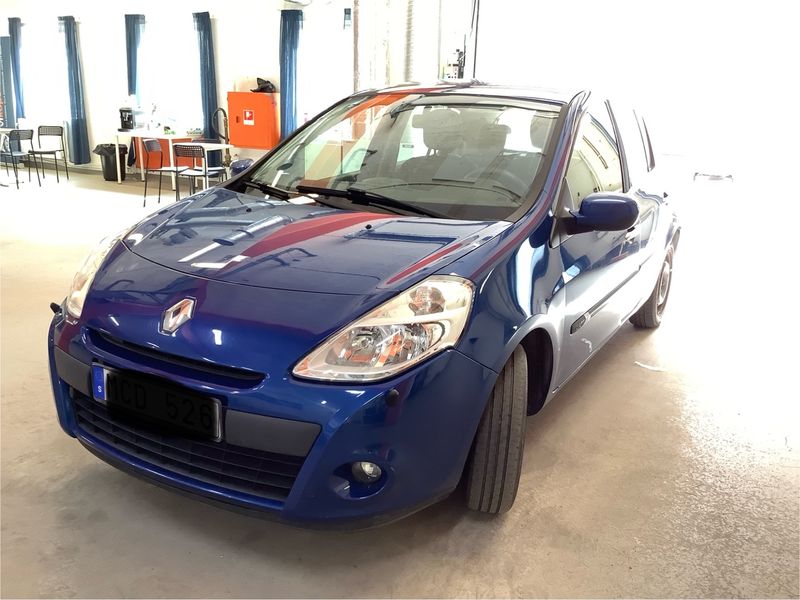 Renault Clio 1.2 E85 Expression 2009 – снимка 1