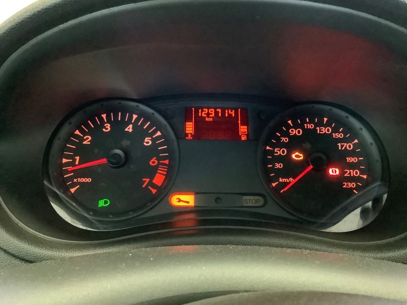 Renault Clio 1.2 E85 Expression 2009 – снимка 4