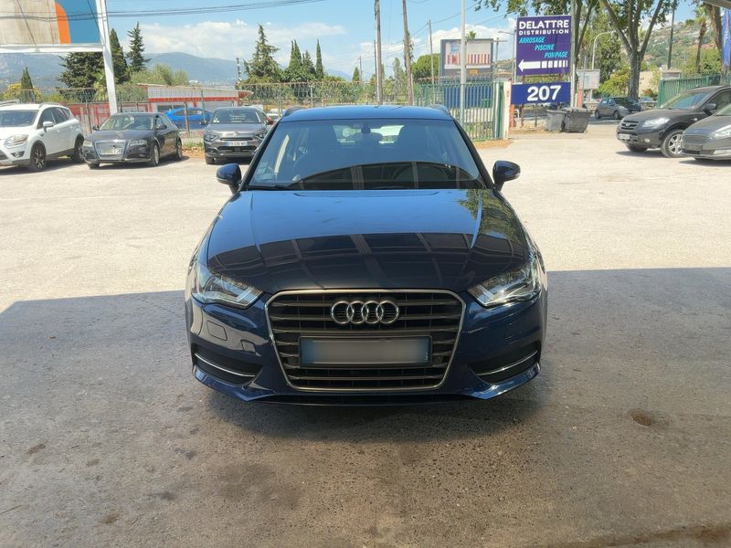 Audi A3 Sportback 1.6 TDI Ambiente 2015 – снимка 14