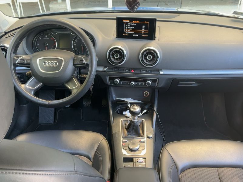 Audi A3 Sportback 1.6 TDI Ambiente 2015 – снимка 17