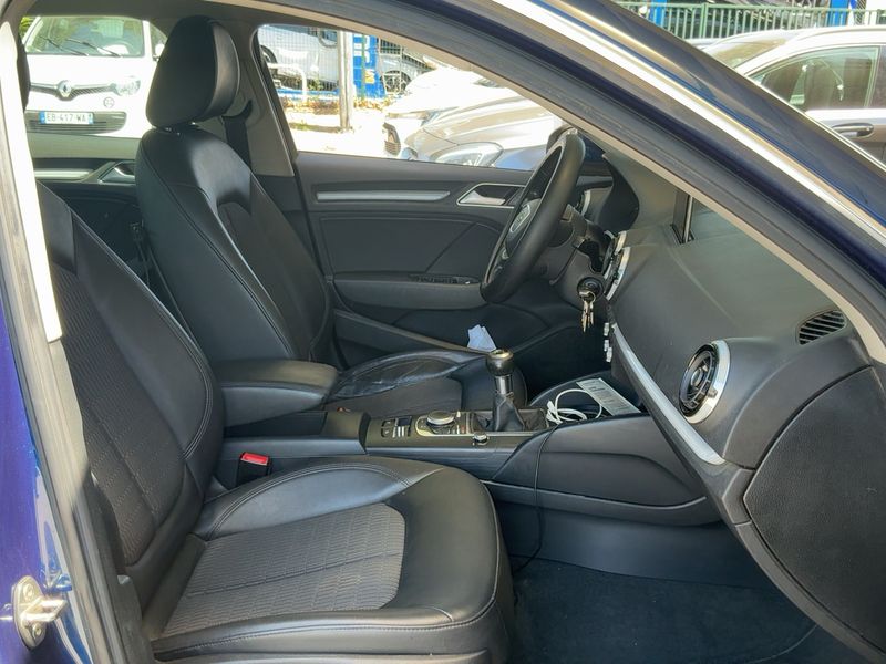 Audi A3 Sportback 1.6 TDI Ambiente 2015 – снимка 16