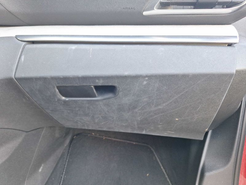 Peugeot 3008 2.0 Blue-HDi GT 2018 – снимка 48