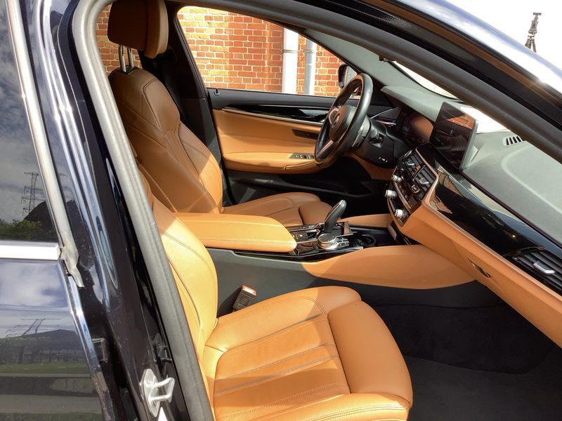 BMW 5er 530e M Sport 2022 – снимка 16
