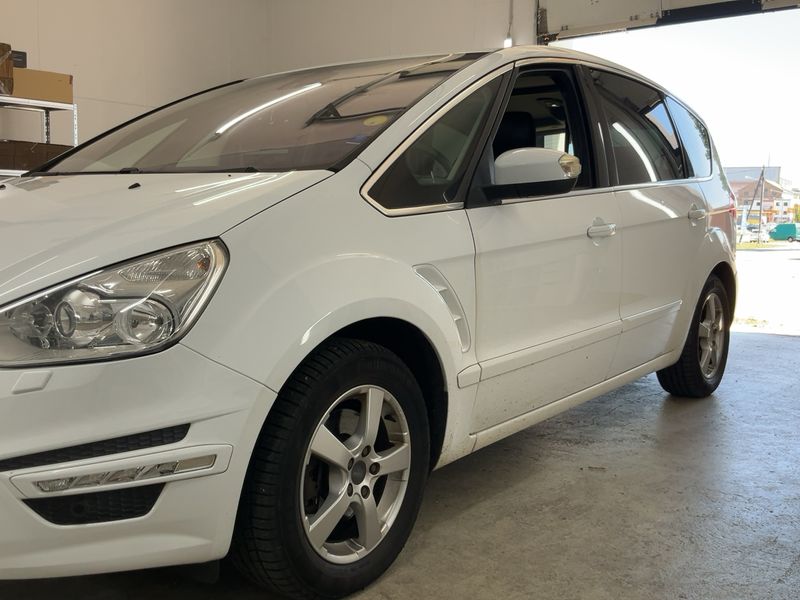 Ford S-Max 2.2 TDCi Titanium 2012 – снимка 2
