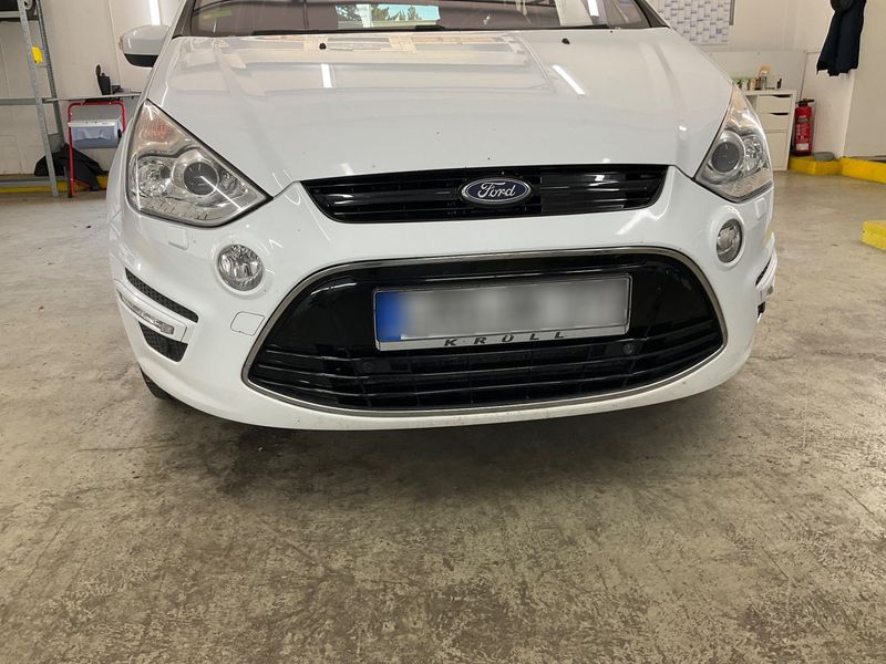 Ford S-Max 2.2 TDCi Titanium 2012 – снимка 47