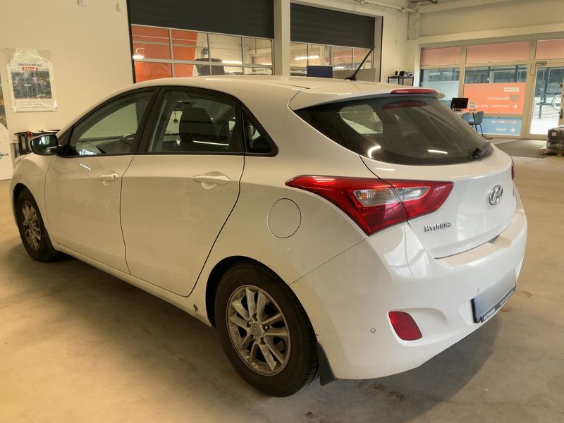 Hyundai i30 1.6 GDI Creative 2014 – снимка 6