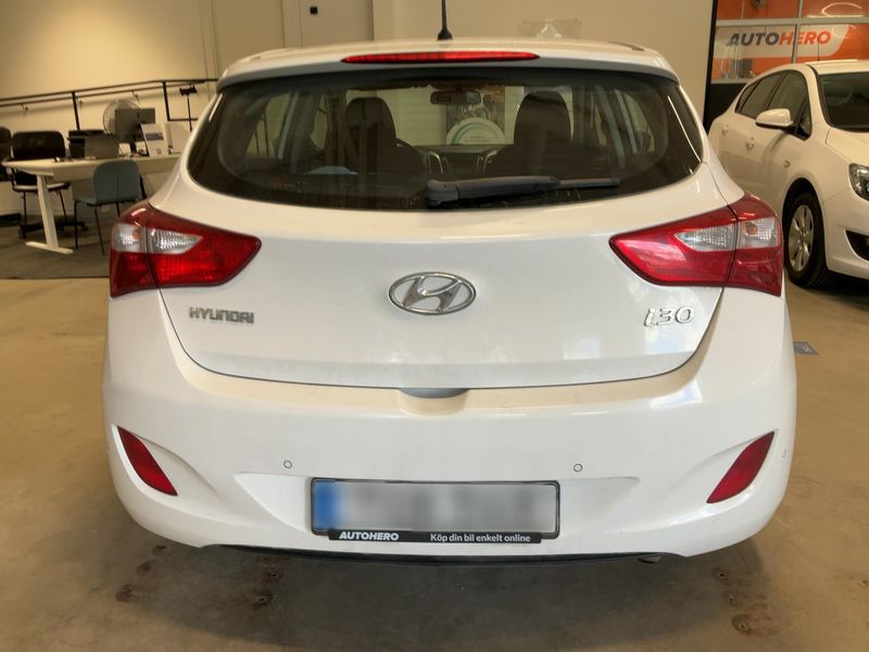 Hyundai i30 1.6 GDI Creative 2014 – снимка 7